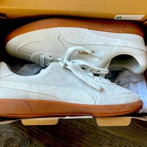 Men’s size 7 running/walking sneaker puma